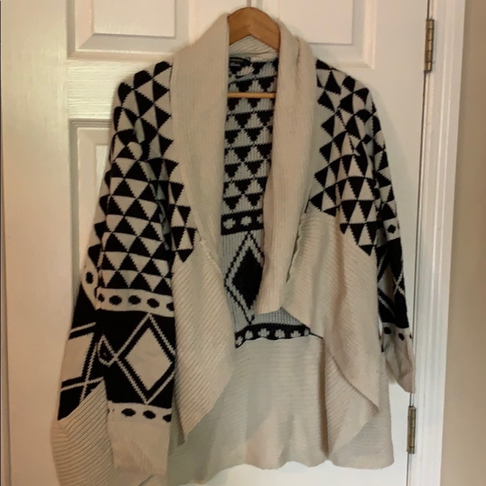 Forever 21 Sweater, wrap, poncho.